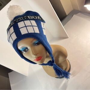 Dr Who police box tardis knit beanie hat geek gift